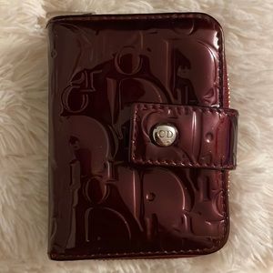 Authentic Christian Dior compact wallet 🤗